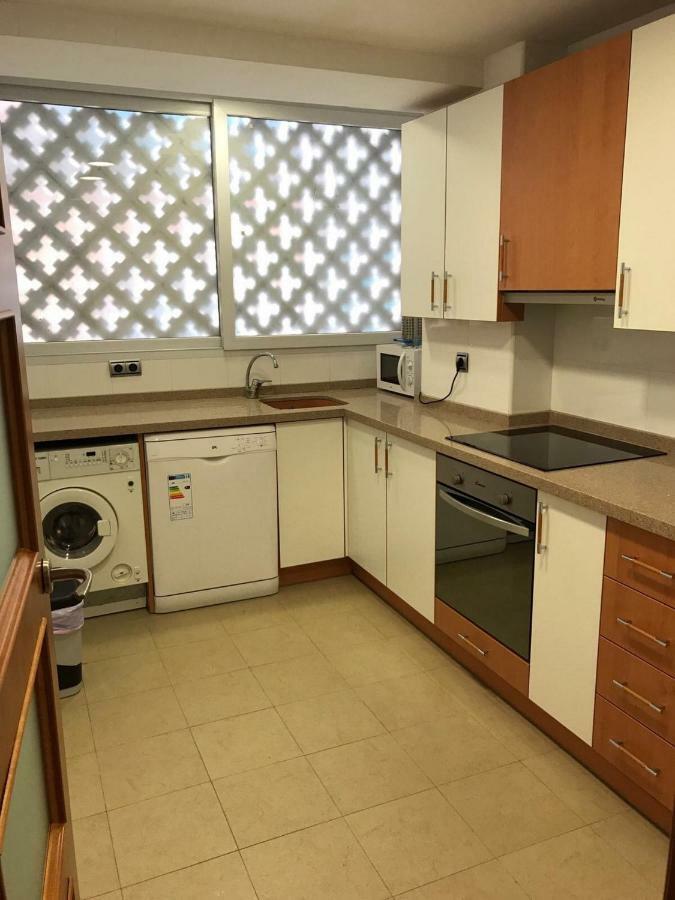 Апартаменты в Парк де льАигуера — 100 кв. м., спальни: 3, собственных ванных: 2 Бенидорм Экстерьер фото